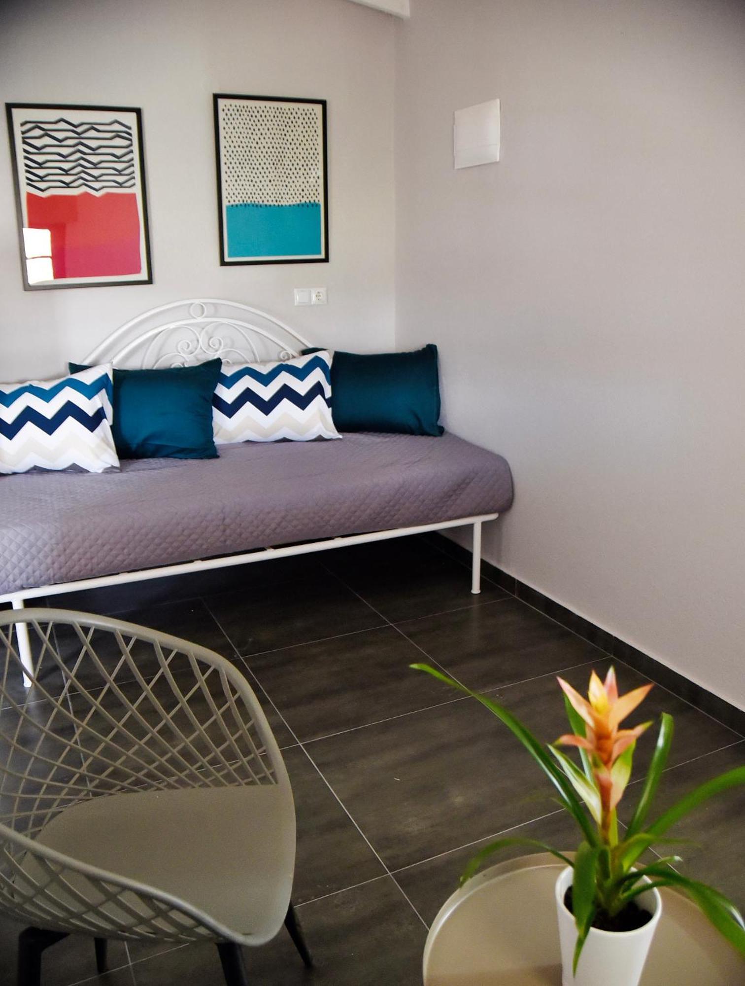Room Nine 9 Beachfront Apartments Nea Kallikrateia Exterior foto